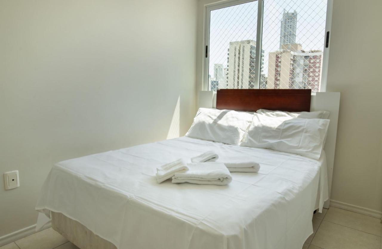 Amplo Apartamento De 3 Quartos No Centro De Balneario Camboriu N1859 Daire Dış mekan fotoğraf
