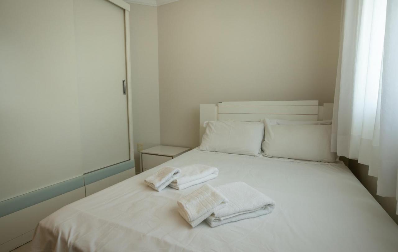 Amplo Apartamento De 3 Quartos No Centro De Balneario Camboriu N1859 Daire Dış mekan fotoğraf