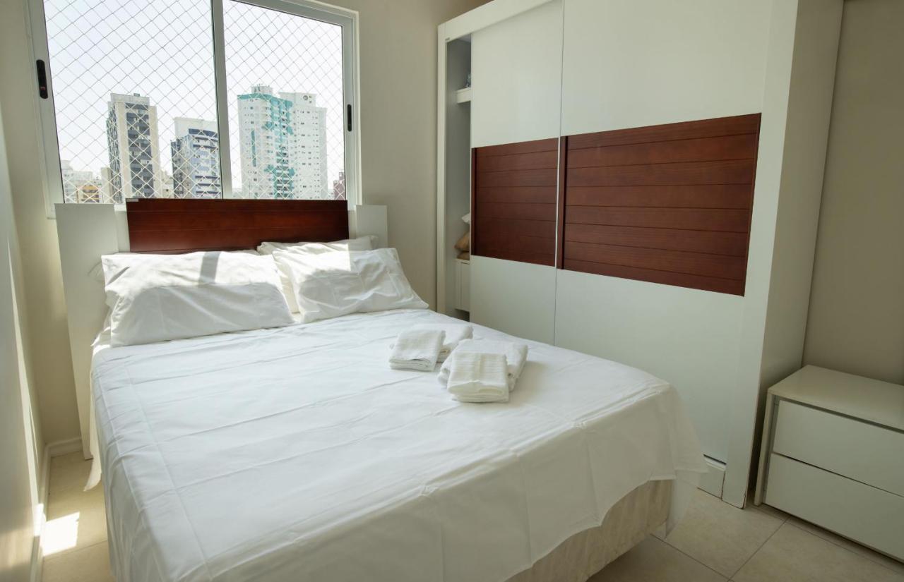 Amplo Apartamento De 3 Quartos No Centro De Balneario Camboriu N1859 Daire Dış mekan fotoğraf